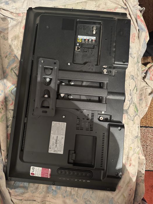 Продам телевизор