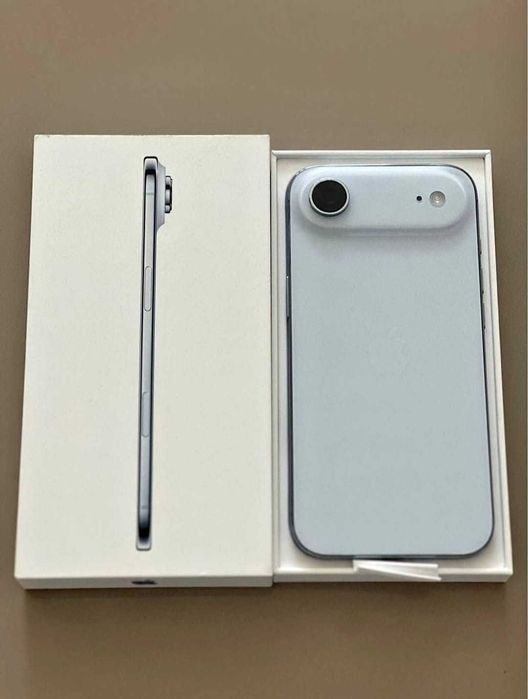 Iphone 17 Air Desigilat | Baterie 100%