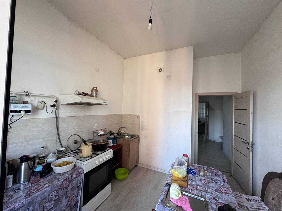 Кирпичная Новостройка 3комнатная 98м2 за 93 000 метро Дустлик КС