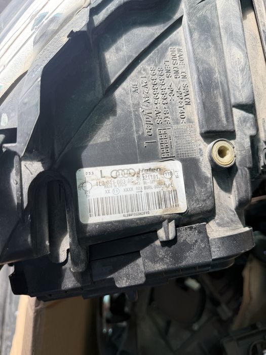 Far Audi q7 2010-1015