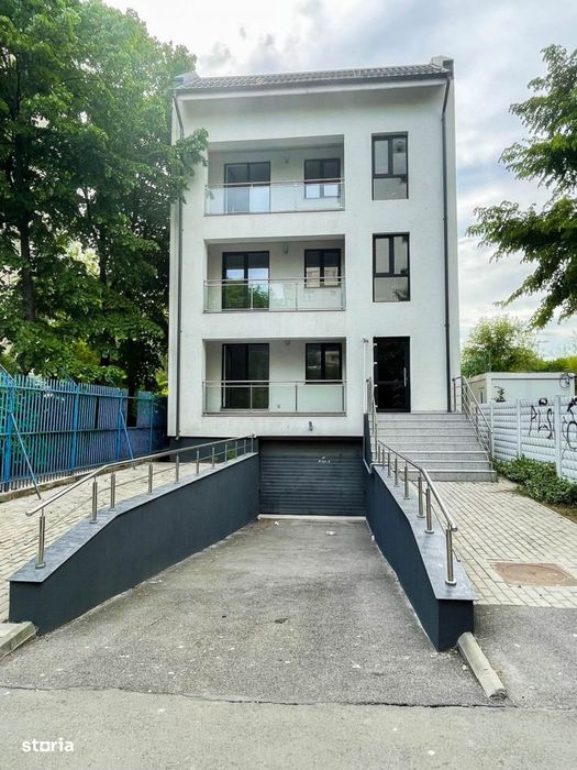 Vanzare garsoniera,etaj 2 in bloc Boutique Zona Mega Mall-Direct Dezvo