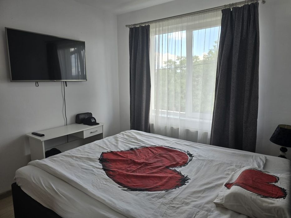 Inchiriez apartament 2 camere