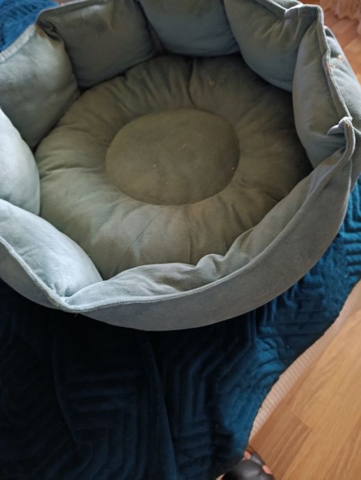 Кровать для кошек и собак