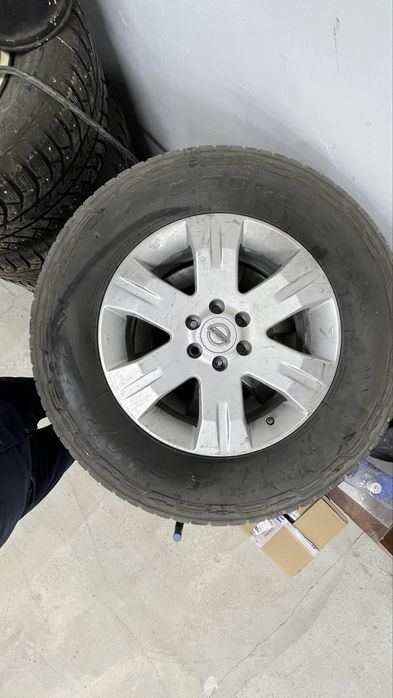 Диски с шинами на патфайндер р51