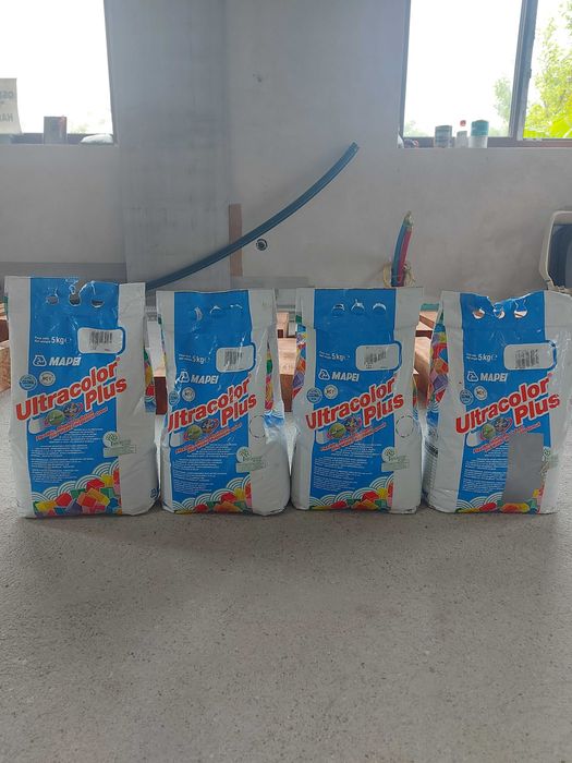 Фуга 5кг Mapei 4 броя - 80лева за всички