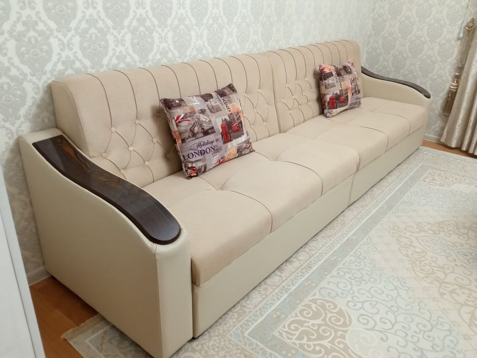 Диван прямой размері 3 метр