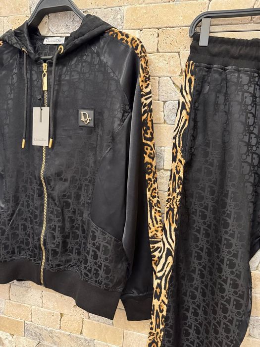 Дамски комплекти висок клас.