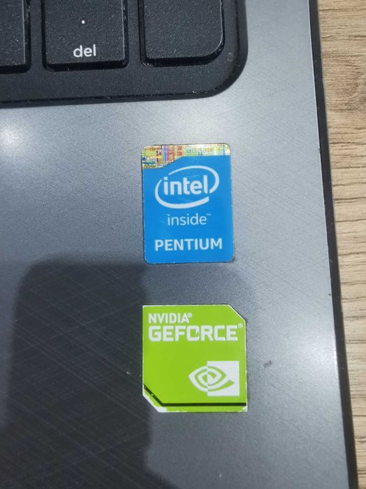 Лаптоп HP 15-r254nu