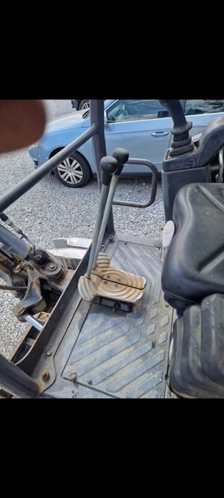 Мини багер Volvo