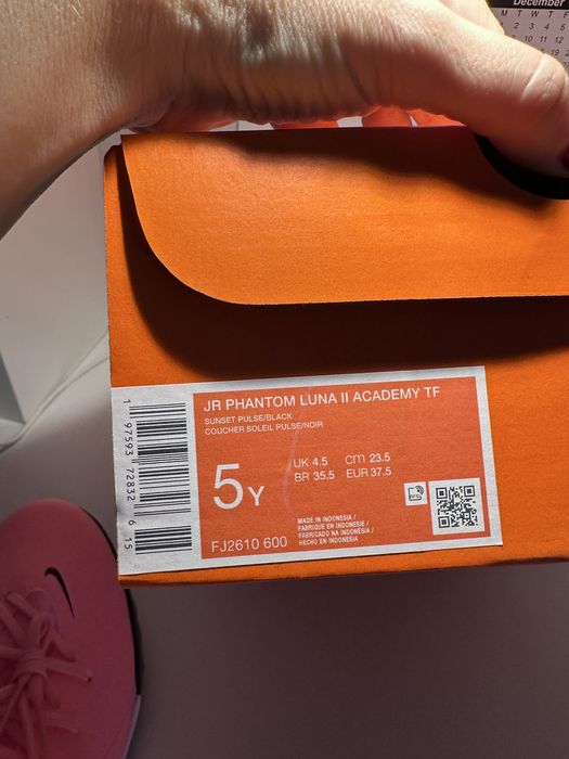 Ghete fotbal - Jr Phantom Luna Il Academy TF 37.5