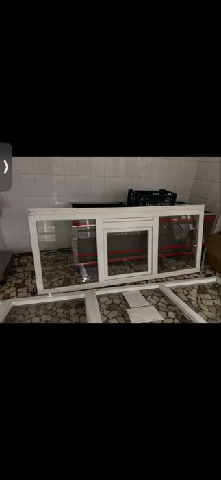 Vand termopan pentru balcon si fatada magazin
