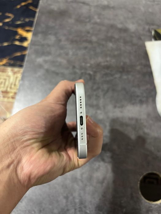 Айфон 16 документ коробка бар