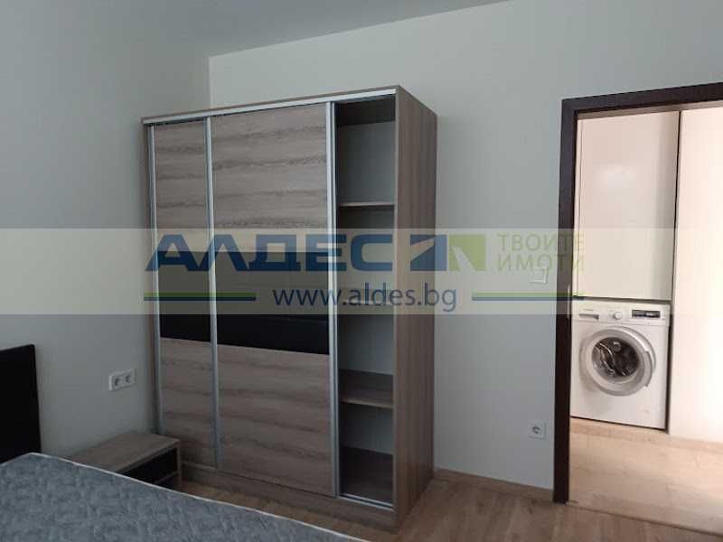 Продава се обзаведен 2-стаен до булр. Тодор Александров!