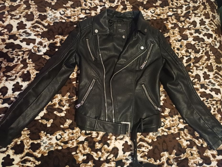 Geaca biker de damă