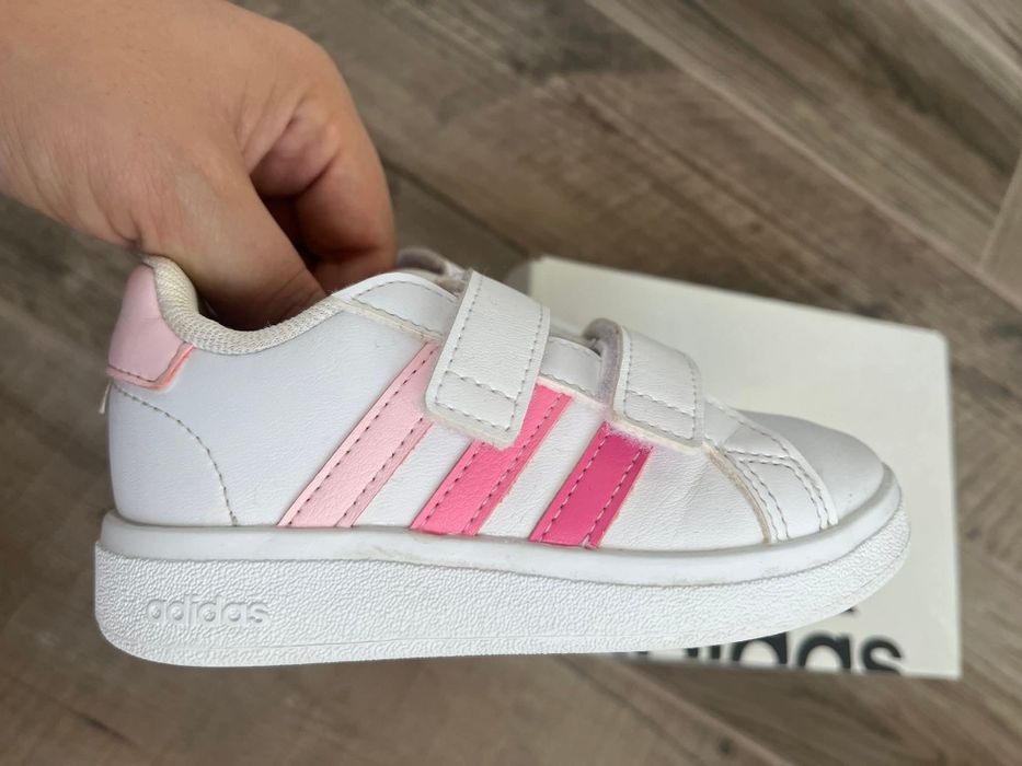 Маратонки Адидас