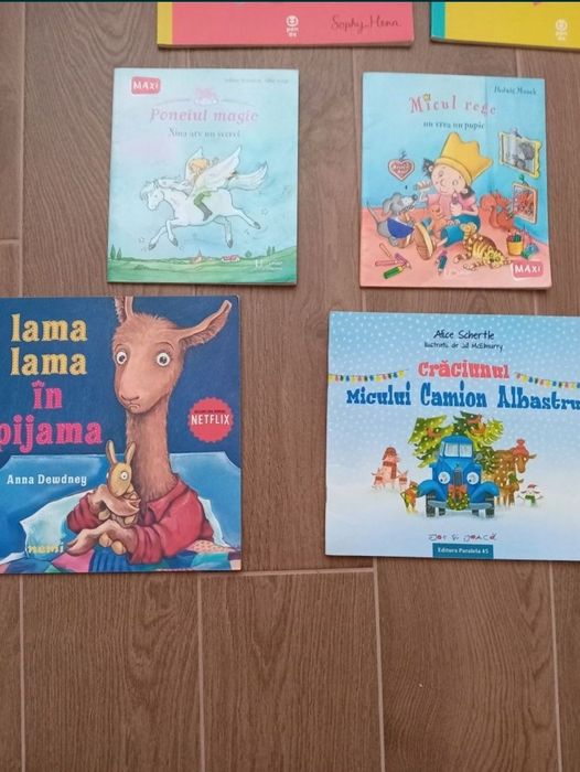 set carti copii stare impecabila pom pom micul camion lama ana zana