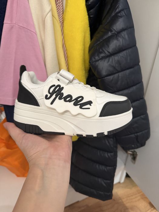 Роликовые кроссовки