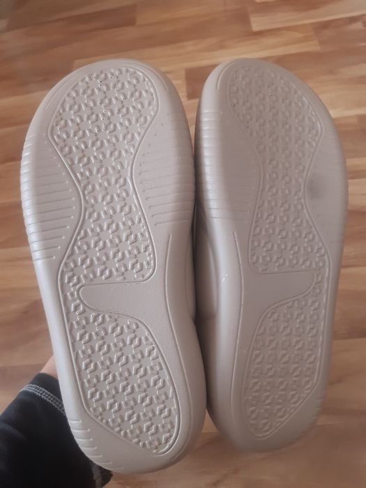 Продам новые Лоферы