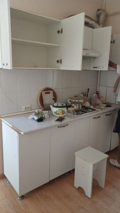 Кухонный гарнитур, с раковиной, плитой и с вытяжкой 25000 тг