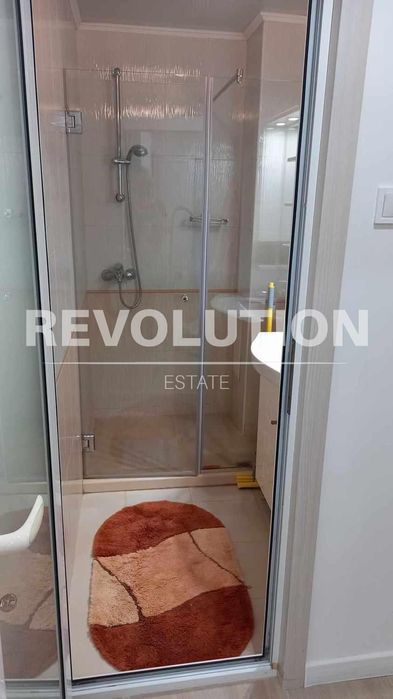 Дава се под наем Четиристаен апартамент в Варна, ХЕИ - 80 кв.м за 648.21 € - Снимка #7