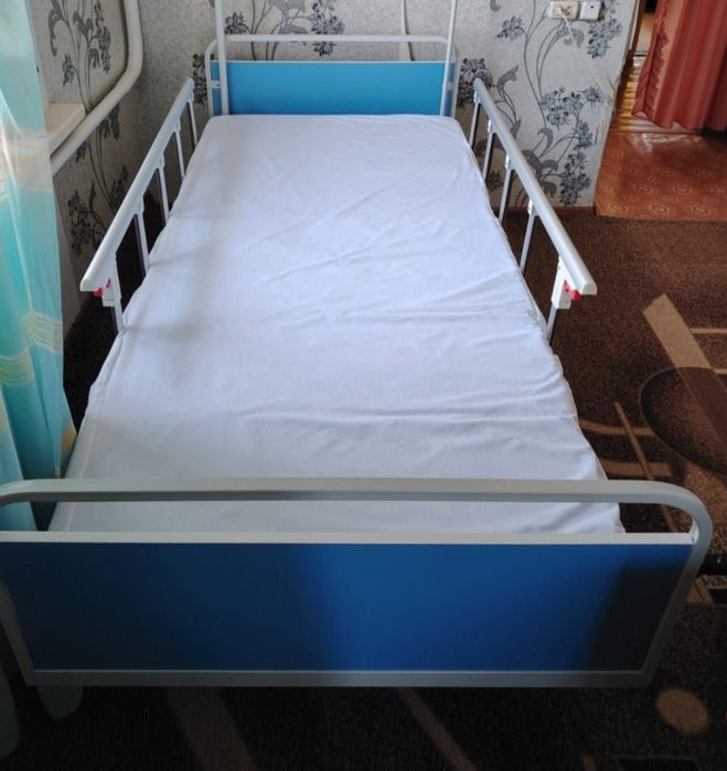 Продам за 300000 кровать для лежачих людей