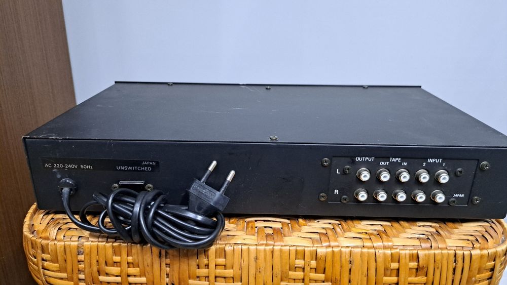 BST  EQ-205 еквалайзер 10 бандов