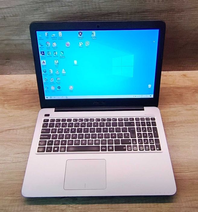 Лаптоп ASUS - 15,6'', RAM-8GB, HD-1TB