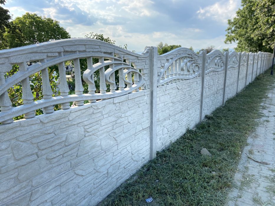 Placi de gard beton