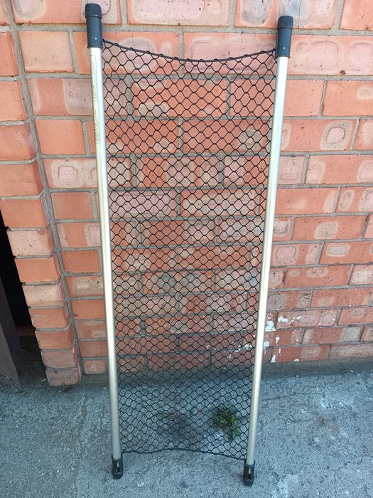 оригинальная сетка в багажник на TOYOTA RAF4