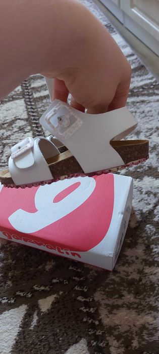 Сандалики детские