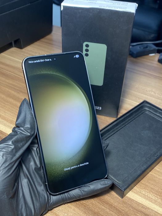 Samsung Galaxy s23• 256 GB • Green