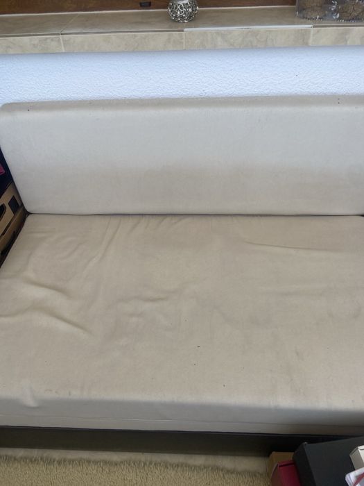 Продава се диван