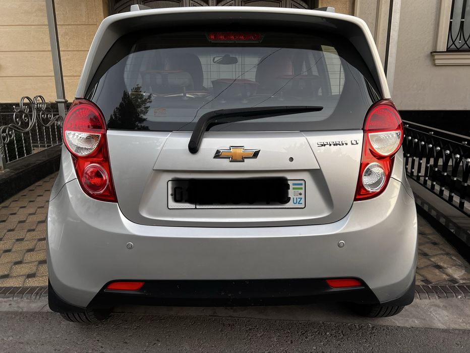 Arenda Spark 4 pozitsa avtomat full 2021 yil probeg 33,500 km