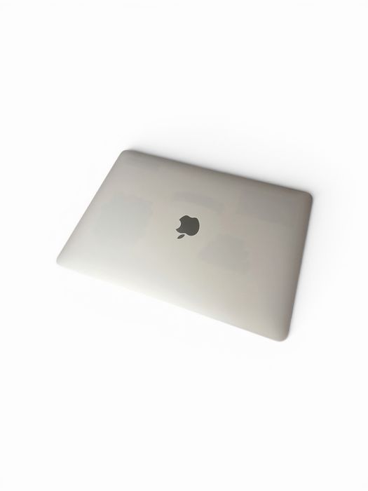 MacBook Air 13” 2020, Intel Core i5, 8 GB RAM продам