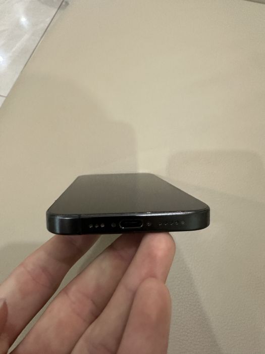 Iphone 15 PRO 256  черен