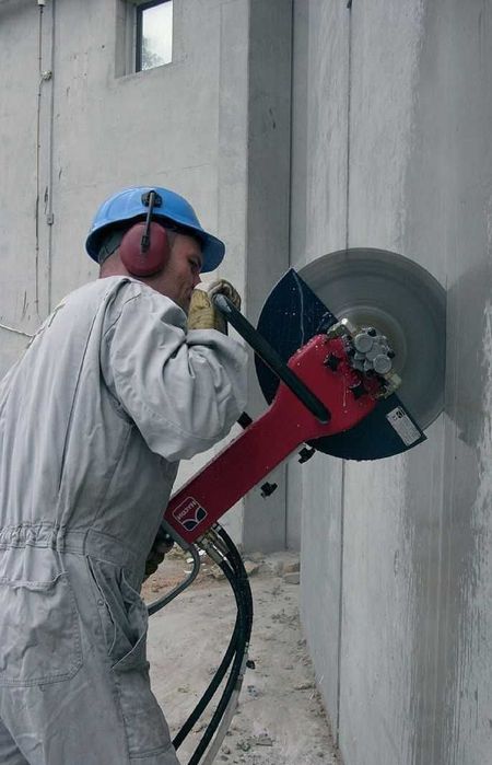 Алмазная резка и Сверление отверстий по городу Ташкент и Ташкентская о