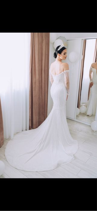 Vând rochia de mireasă!