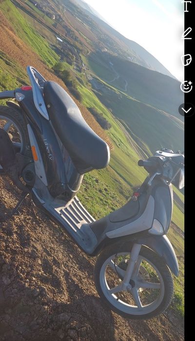 Vand scuter piaggio liberty 80cc, cu acte!!