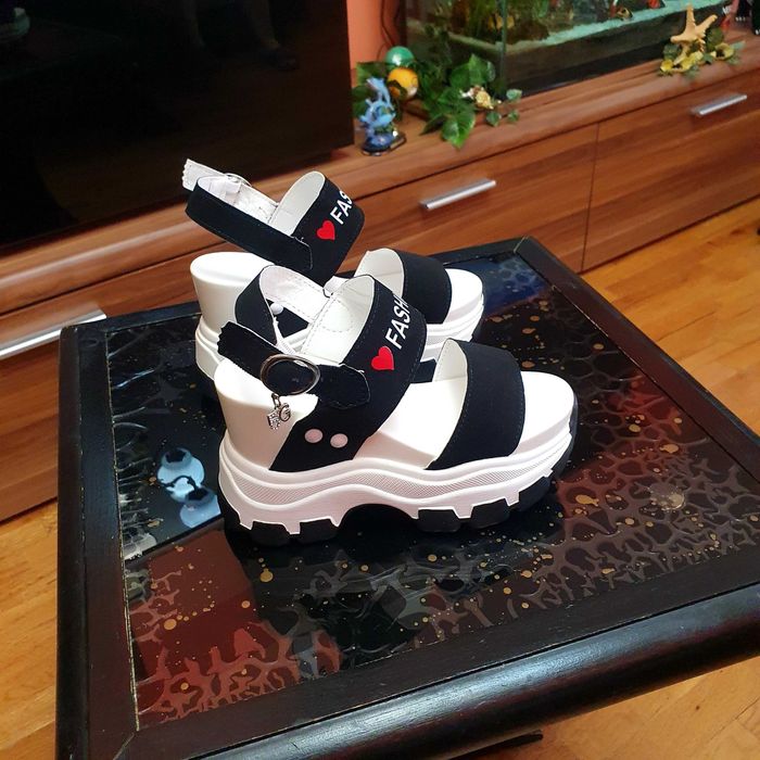 Женски сандали fashion