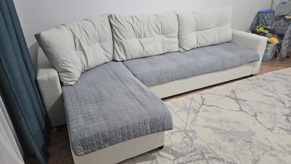 Продам  диван  3 метра 130000 тенге
