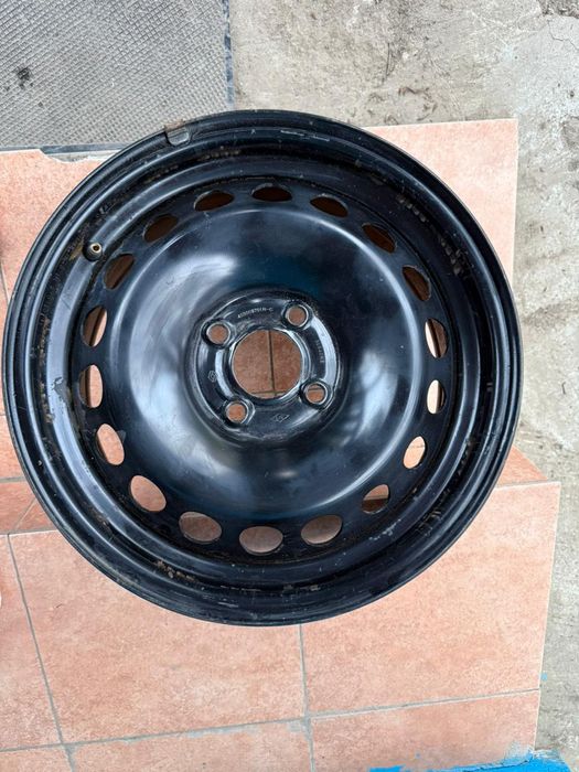 Продам комплект дисковна автомобиль лада X-RAY; Largus ...