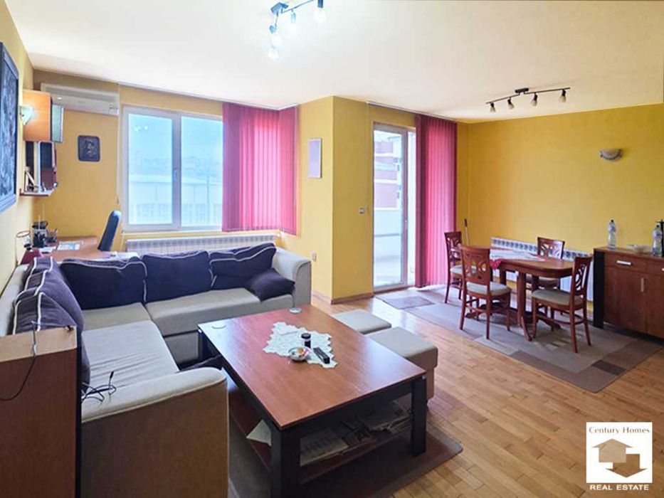 104993 Просторен тристаен апартамент до ОУ Емилиян Станев, В. Търново