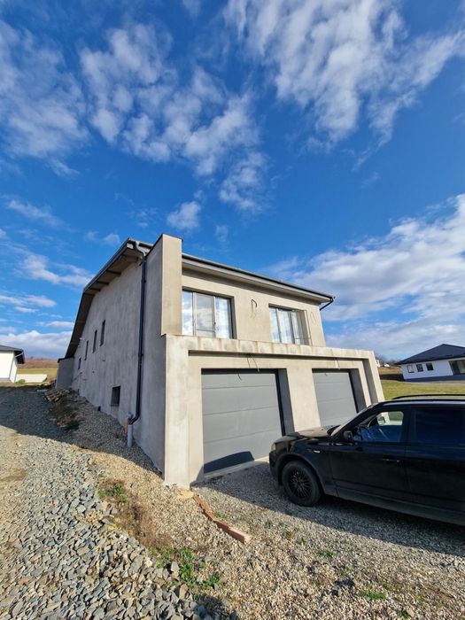 Vând casă / construcție nouă