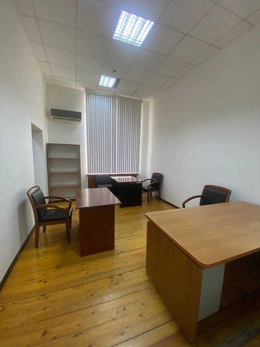 Аренда офисного помещения 70м 3комнаты на Лабзаке