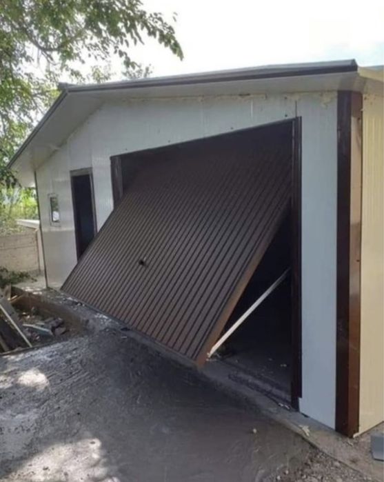 Vând garaj auto modular