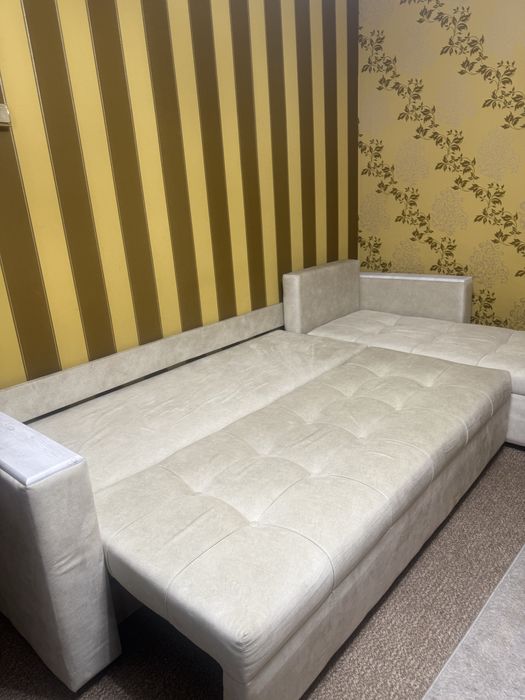 Продам диван в отличном состоянии