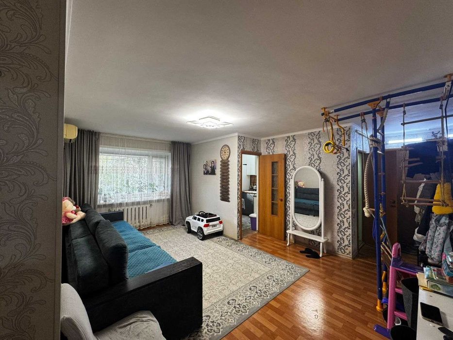 Трёхкомнатная в центре