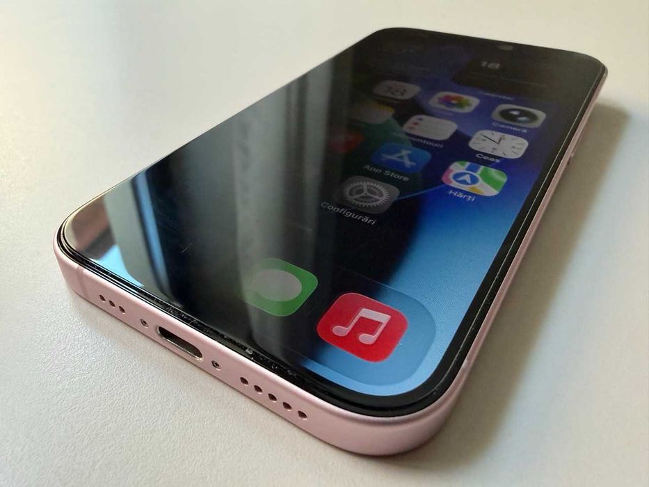  Apple / iPhone 15 128 Gb / Pink