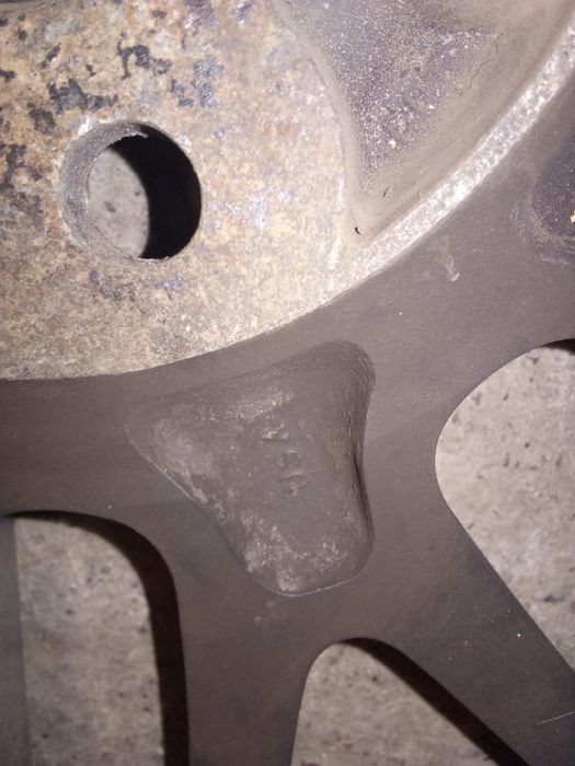 Продам четыре диска