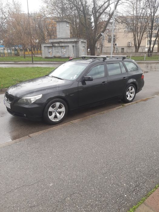 Продавам BMW E61. 2.5d